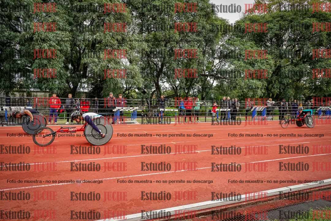 Fotos de los 100 m llanos de varones