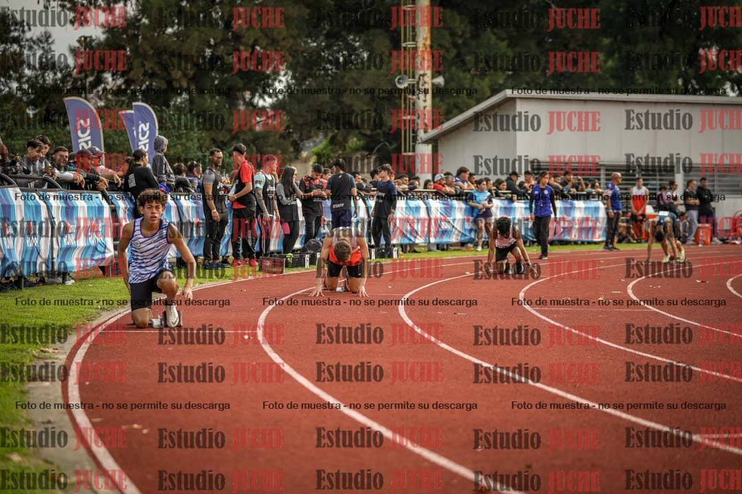 Fotos de los 400 m llanos de varones