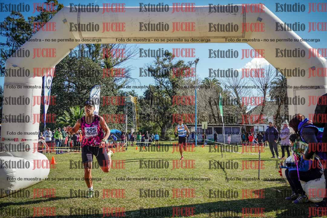 Fotos de la llegada del cross de 3000 m