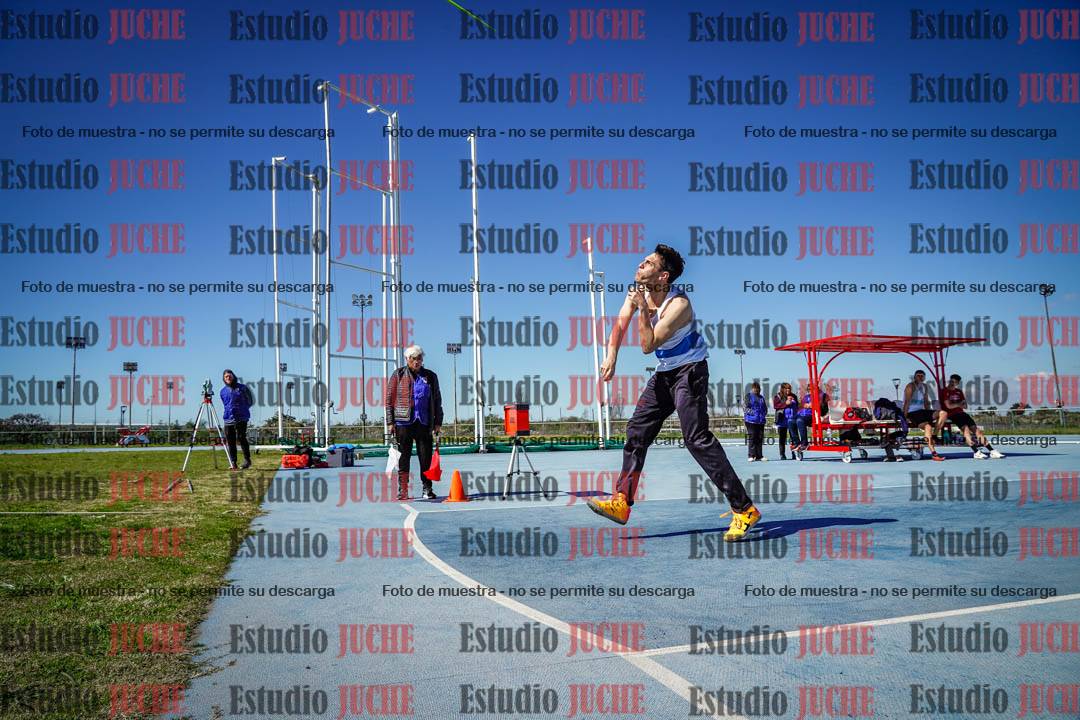 Fotos del lanzamiento de jabalina de varones