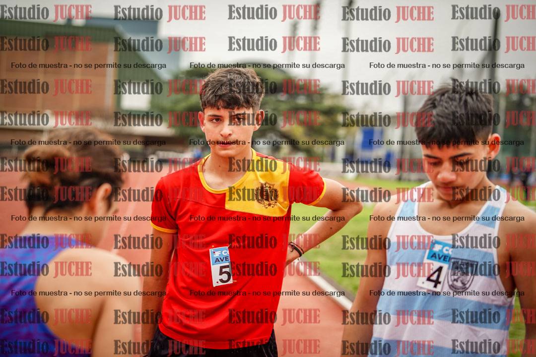 Fotos de los 2400 m llanos de varones