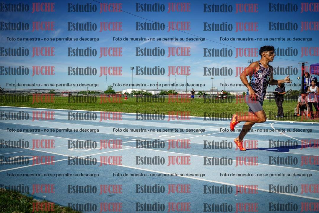 Fotos de los 400 m llanos de varones