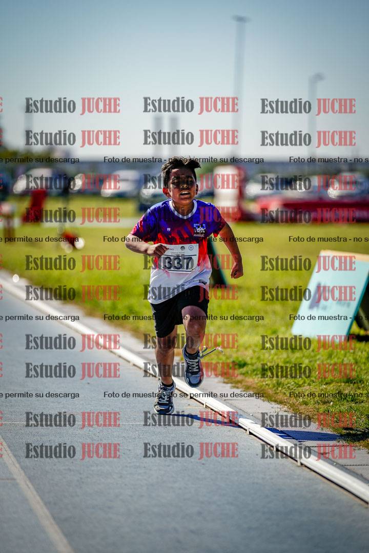 Fotos de los 1000 m llanos de varones