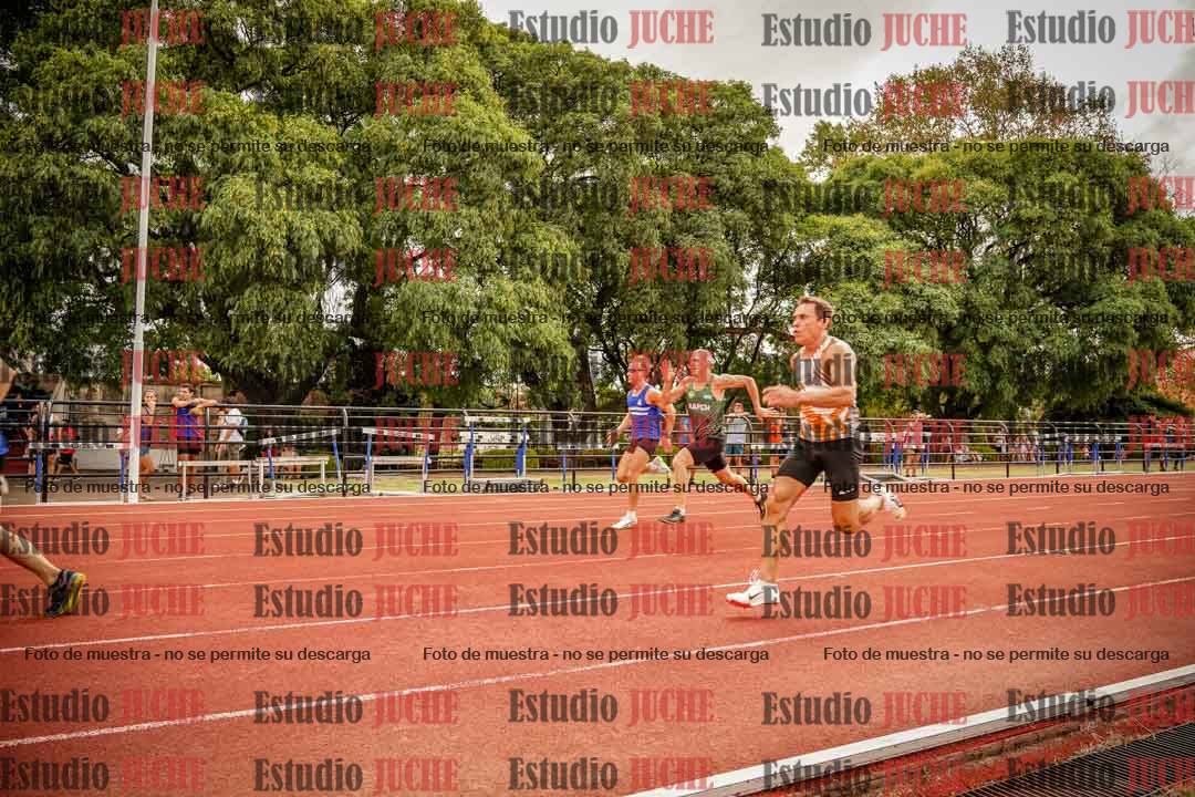 Fotos de los 100 m llanos de varones