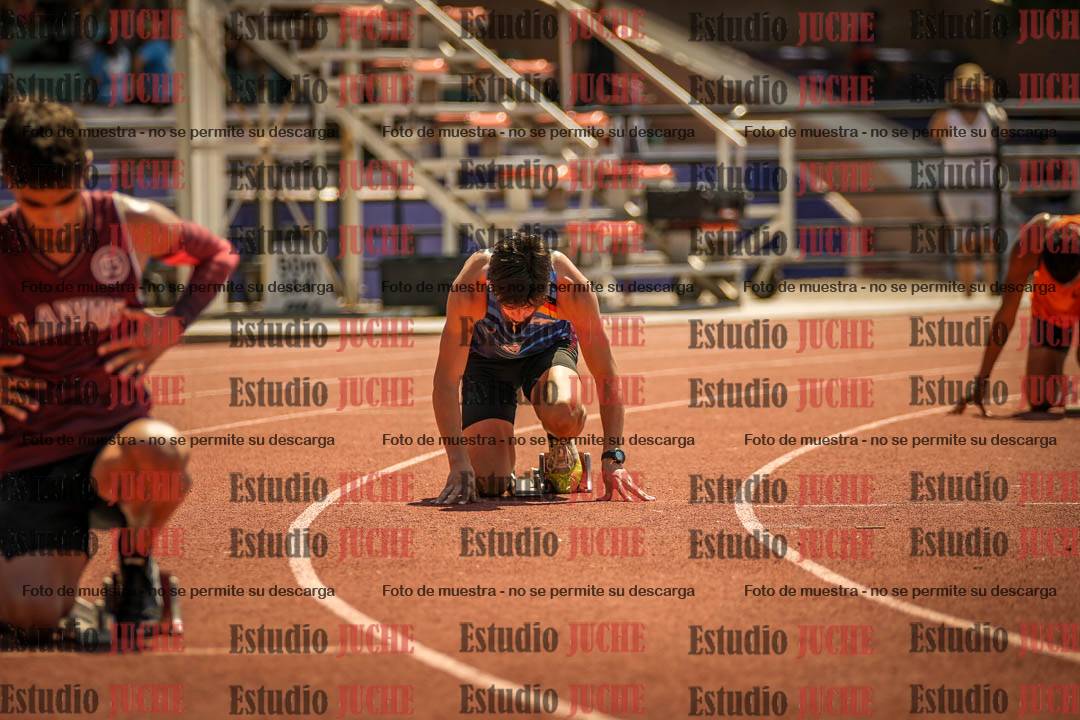 Fotos de los 400 m con vallas de varones