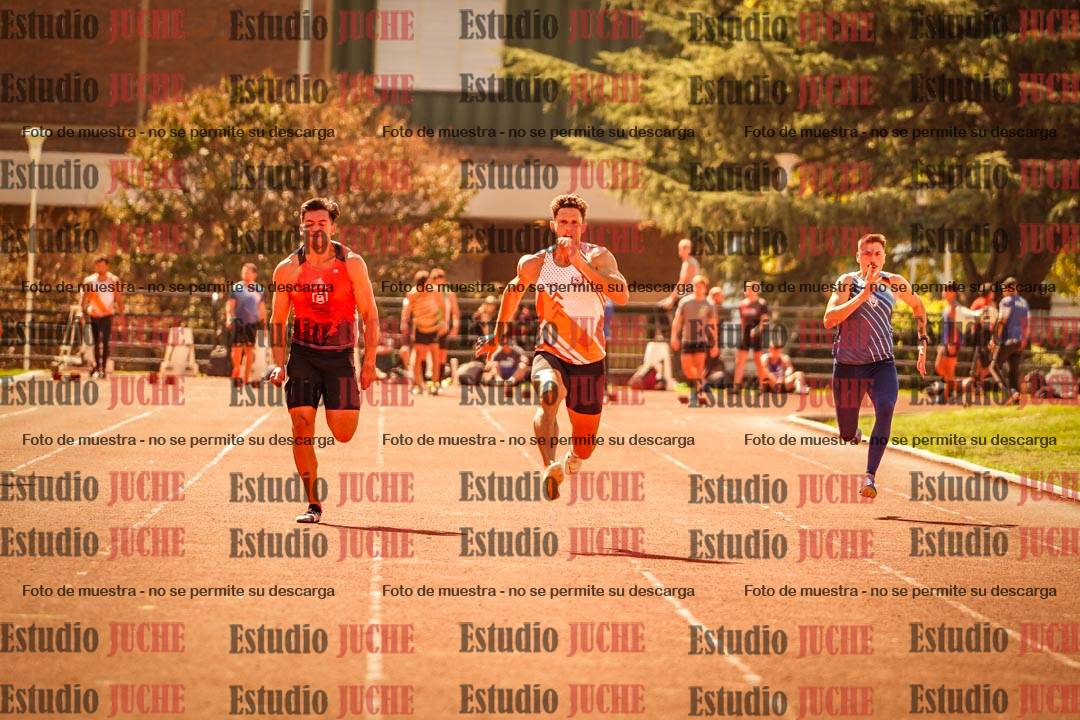 Fotos de los 100 m llanos de varones