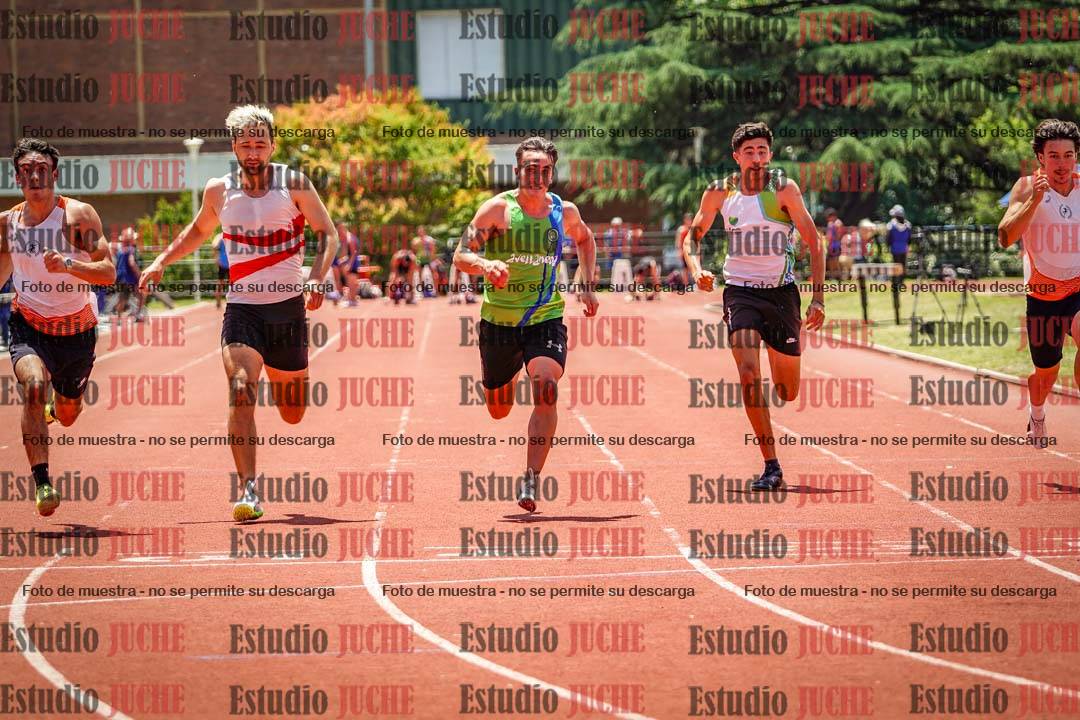 Fotos de los 100 m llanos de varones