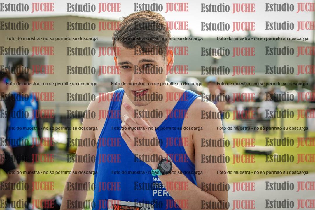 Fotos de los 800 m llanos de varones