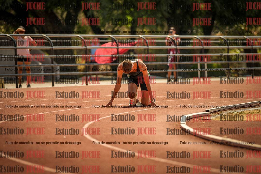 Fotos de los 400 m con vallas de varones
