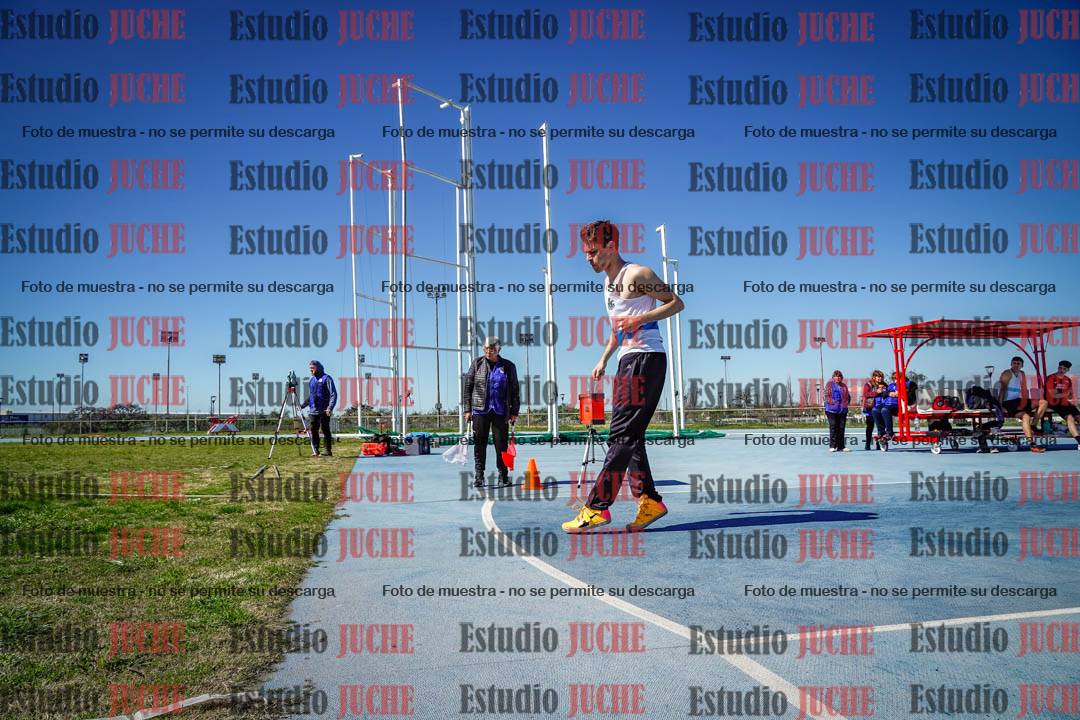 Fotos del lanzamiento de jabalina de varones