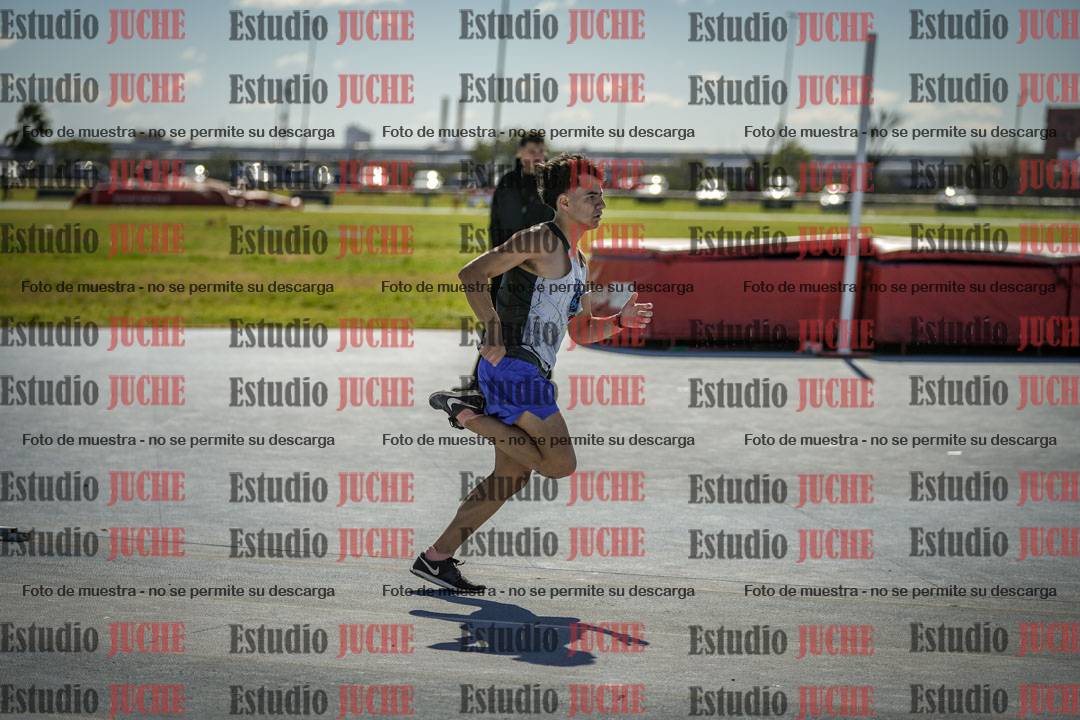 Fotos de los 800 m llanos de varones