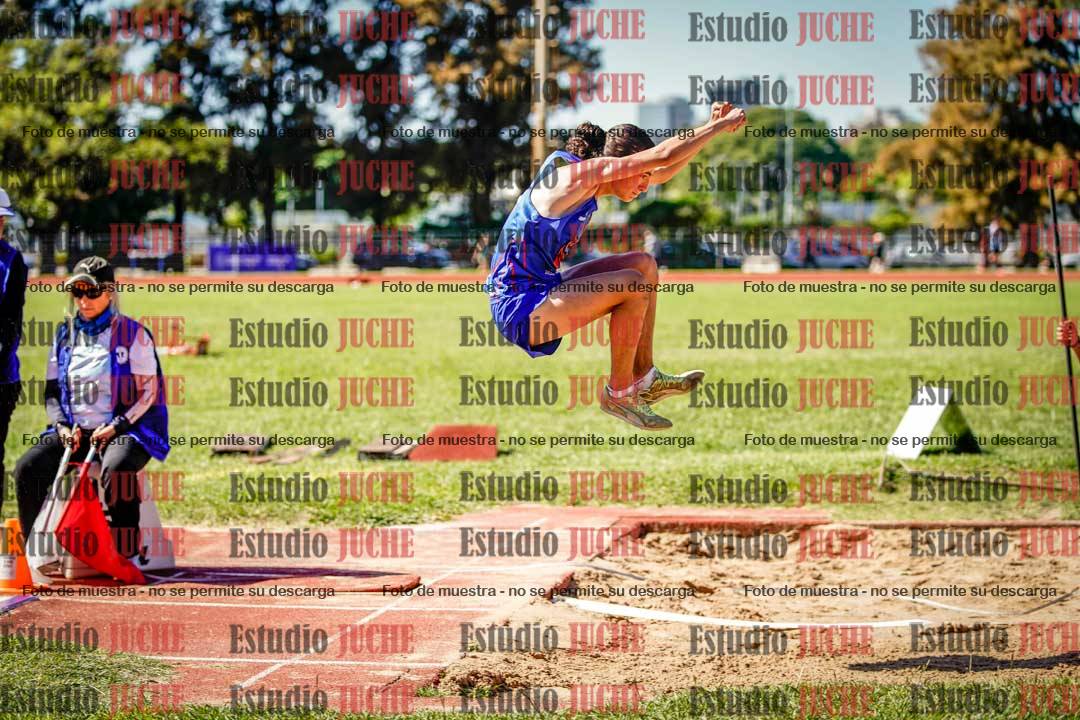 Fotos del salto en largo de varones
