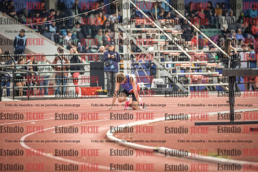 Fotos de los 400 m llanos de varones