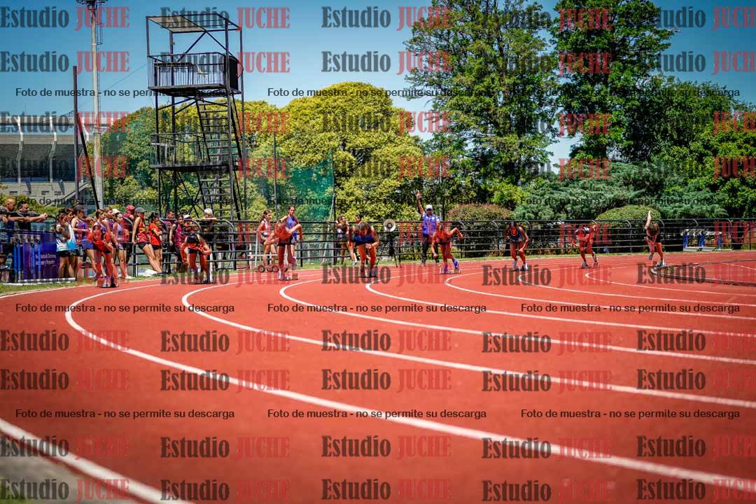 Fotos de los 150 m llanos de mujeres
