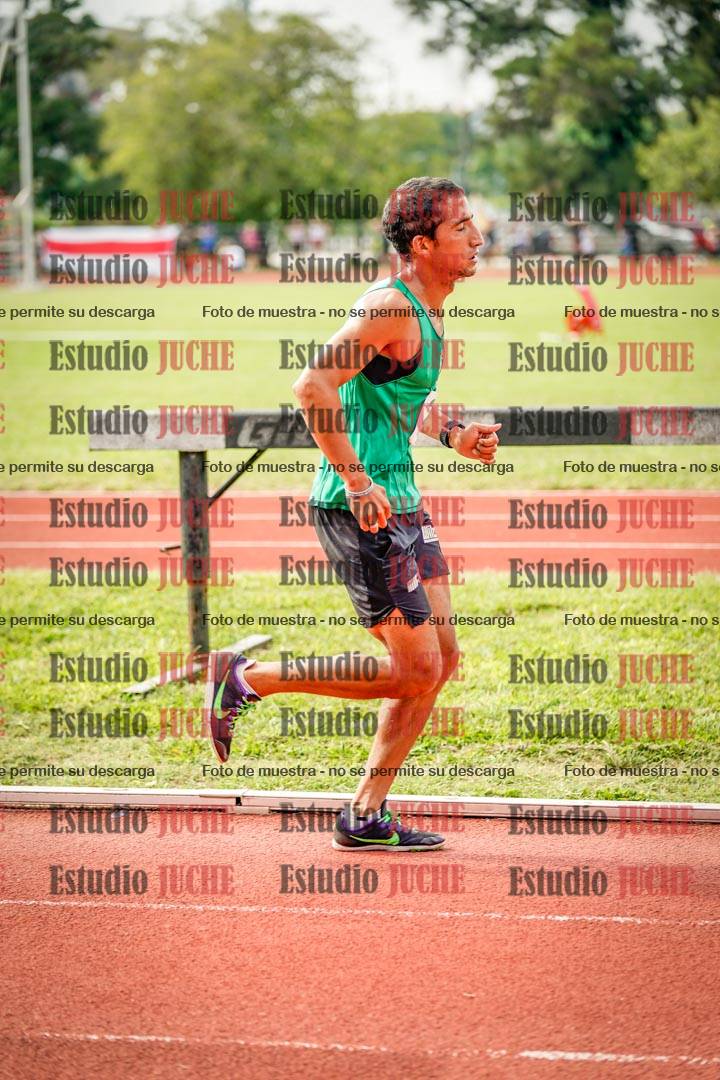 Fotos de los 3000 m llanos de varones