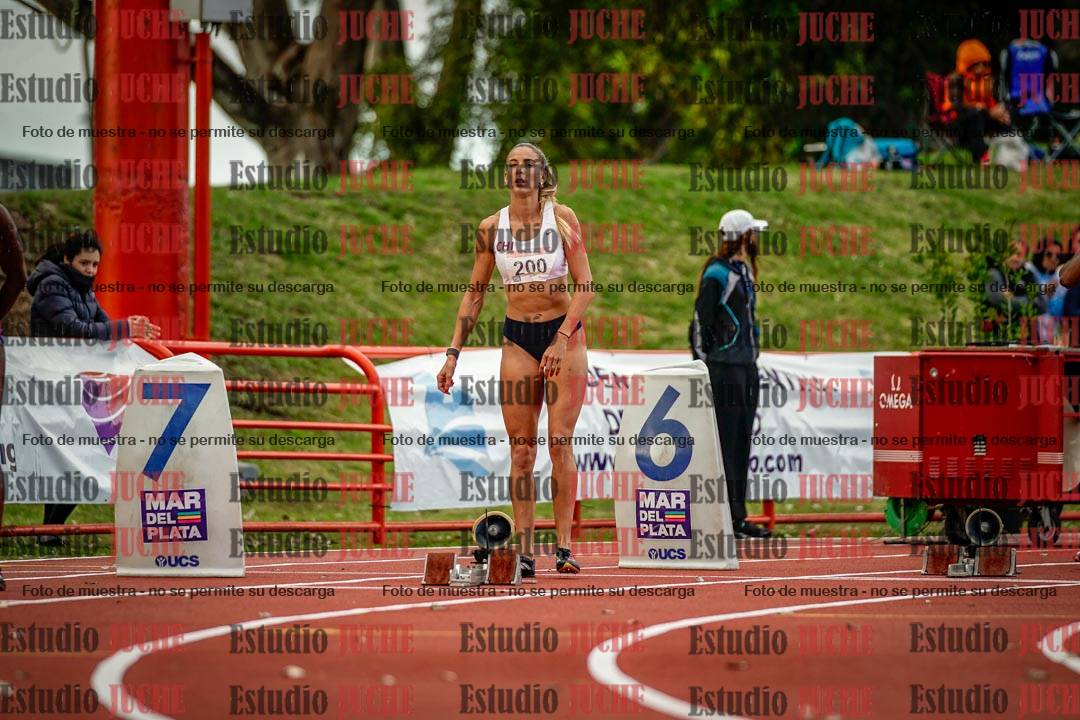 Fotos de los 200 m llanos de mujeres - FINAL