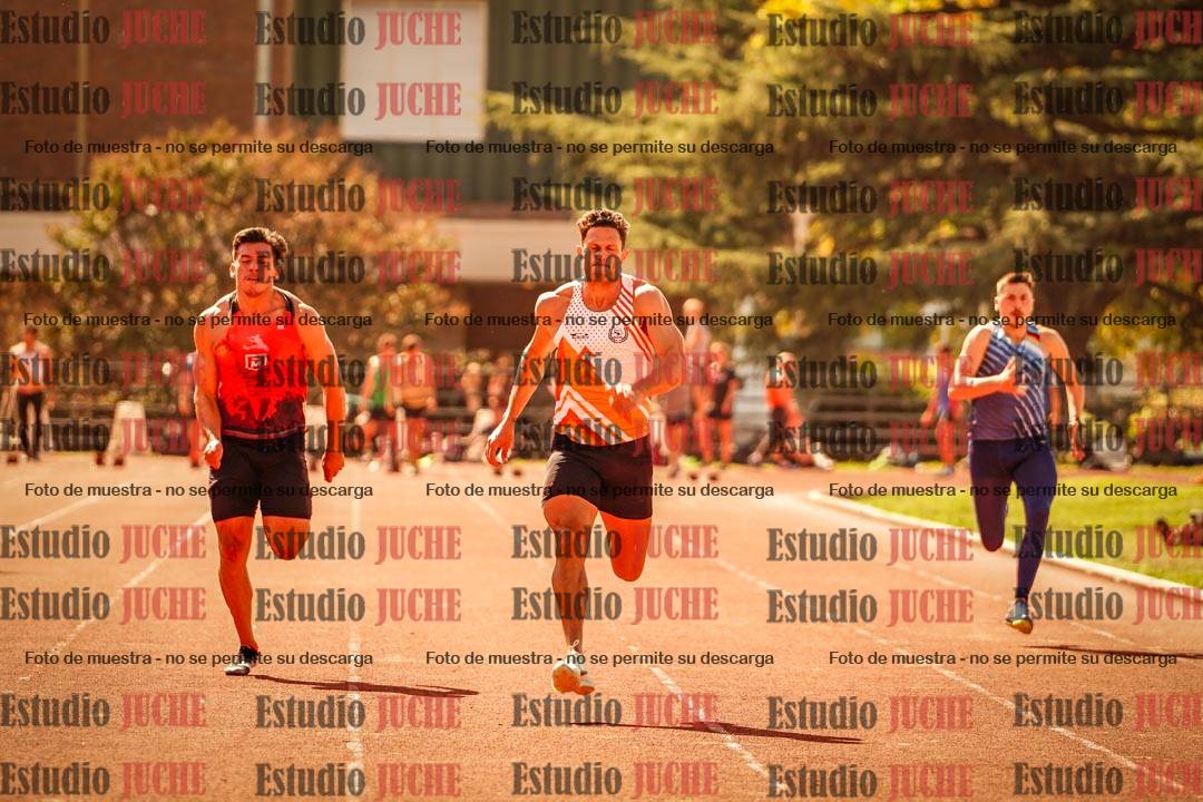 Fotos de los 100 m llanos de varones