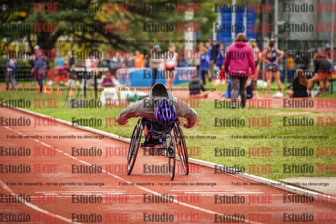Fotos de los 100 m llanos de varones