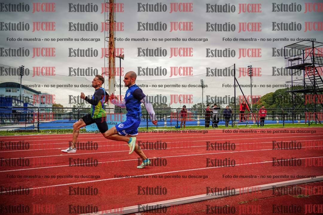 Fotos de los 200 m llanos de varones