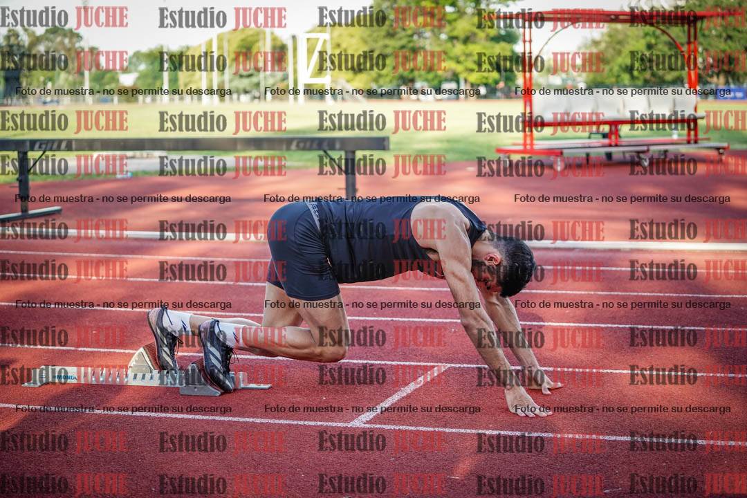 Fotos de los 400 m llanos de varones