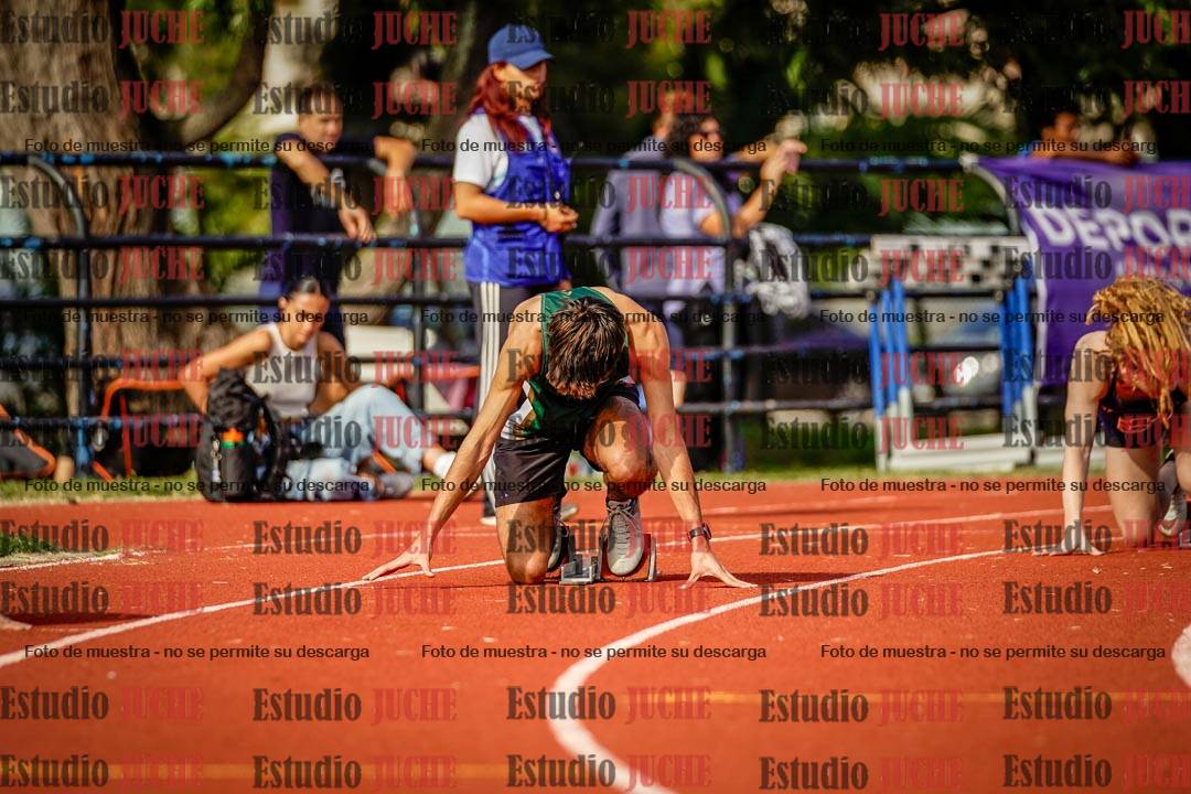 Fotos de los 200 m llanos de varones