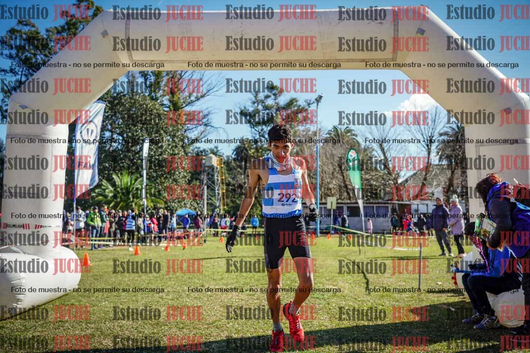 Fotos de la llegada del cross de 3000 m