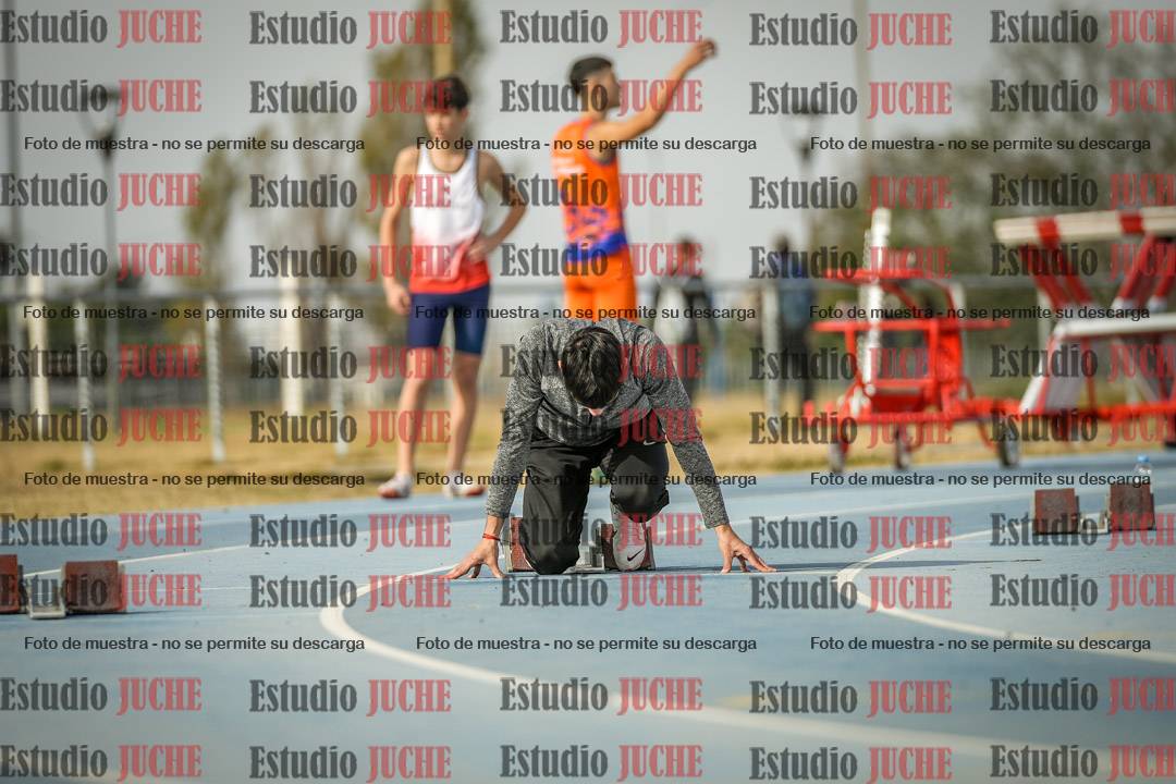 Fotos de los 200 m llanos de varones