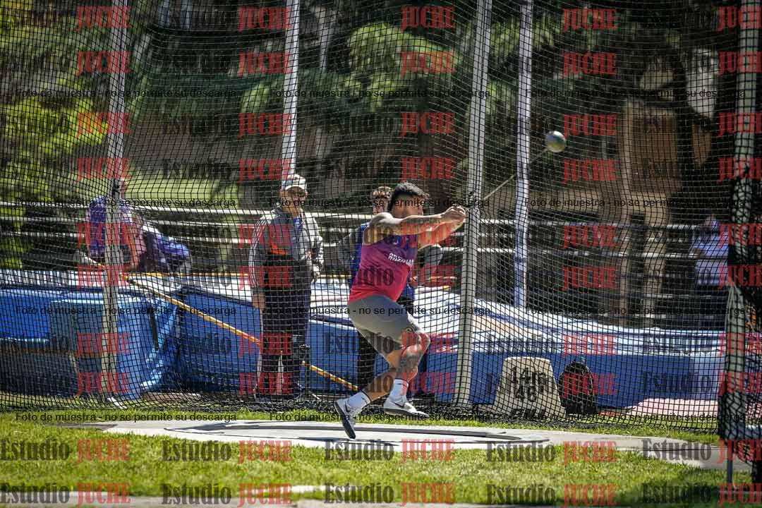 Fotos del lanzamiento de martillo de varones