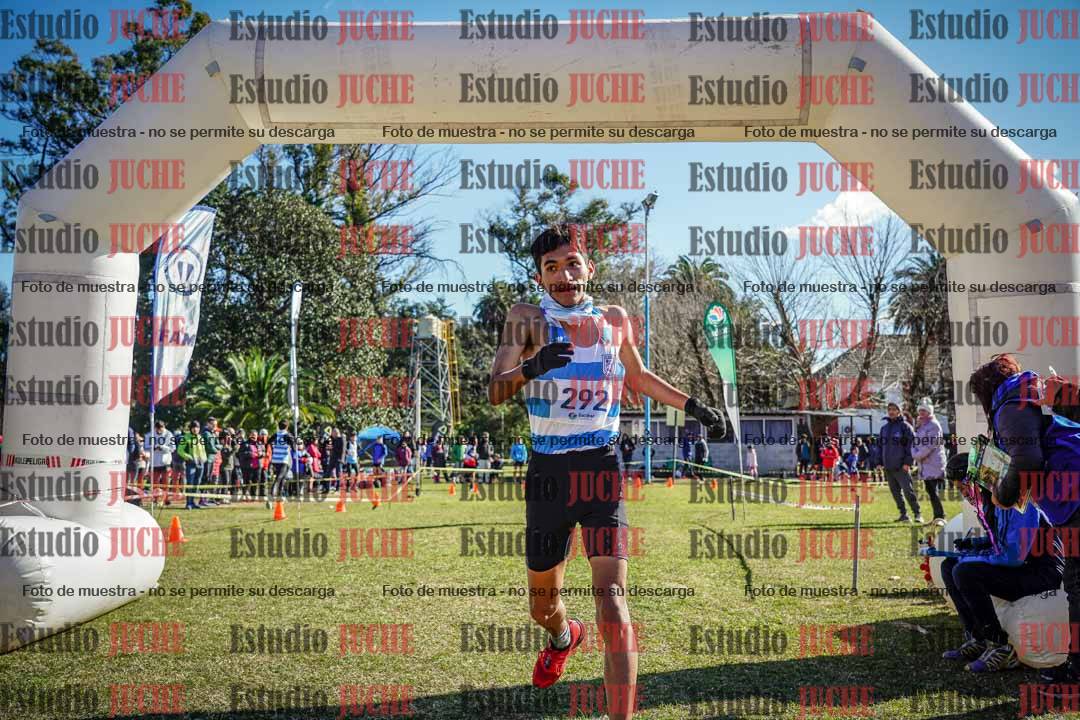 Fotos de la llegada del cross de 3000 m