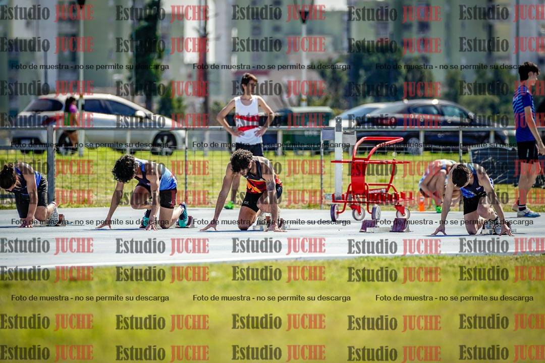 Fotos de los 100 m llanos de varones