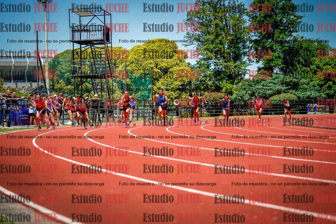Fotos de los 150 m llanos de mujeres