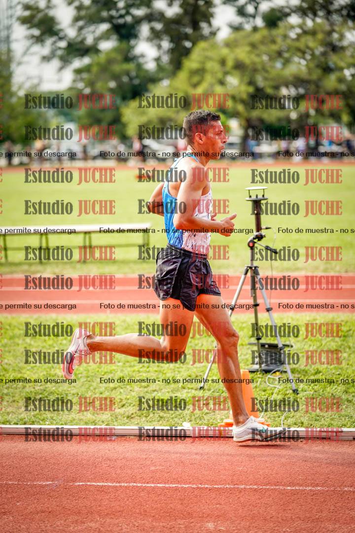 Fotos de los 3000 m llanos de varones