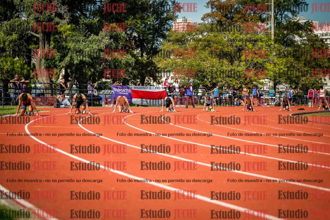 Fotos de los 200 m llanos de varones