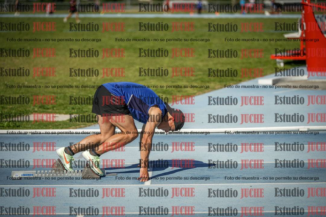 Fotos de los 400 m llanos de varones