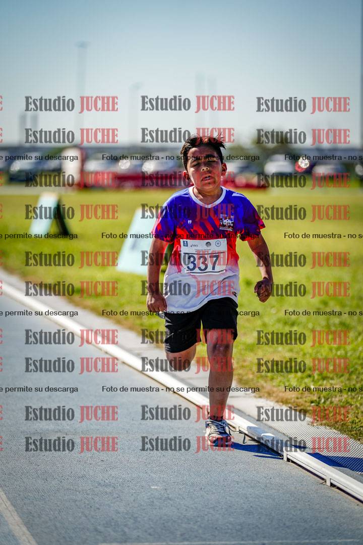 Fotos de los 1000 m llanos de varones