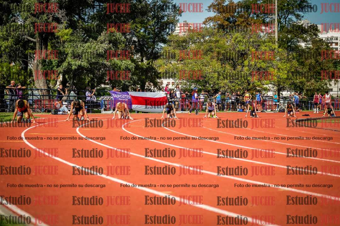 Fotos de los 200 m llanos de varones