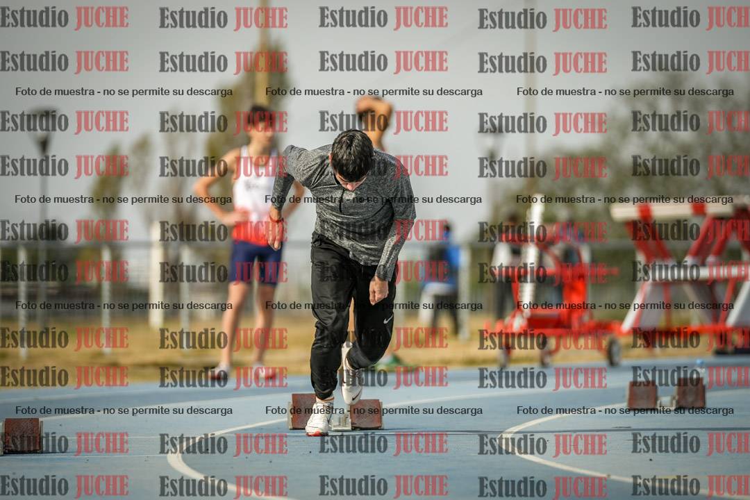 Fotos de los 200 m llanos de varones