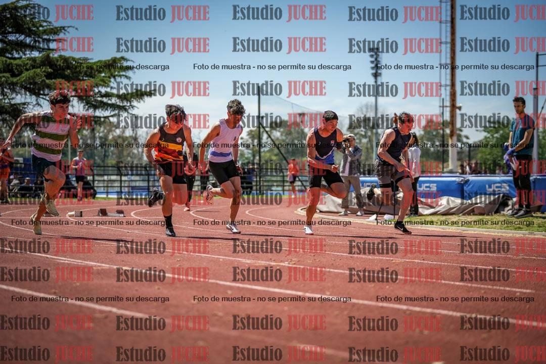 Fotos de los 100 m llanos de varones