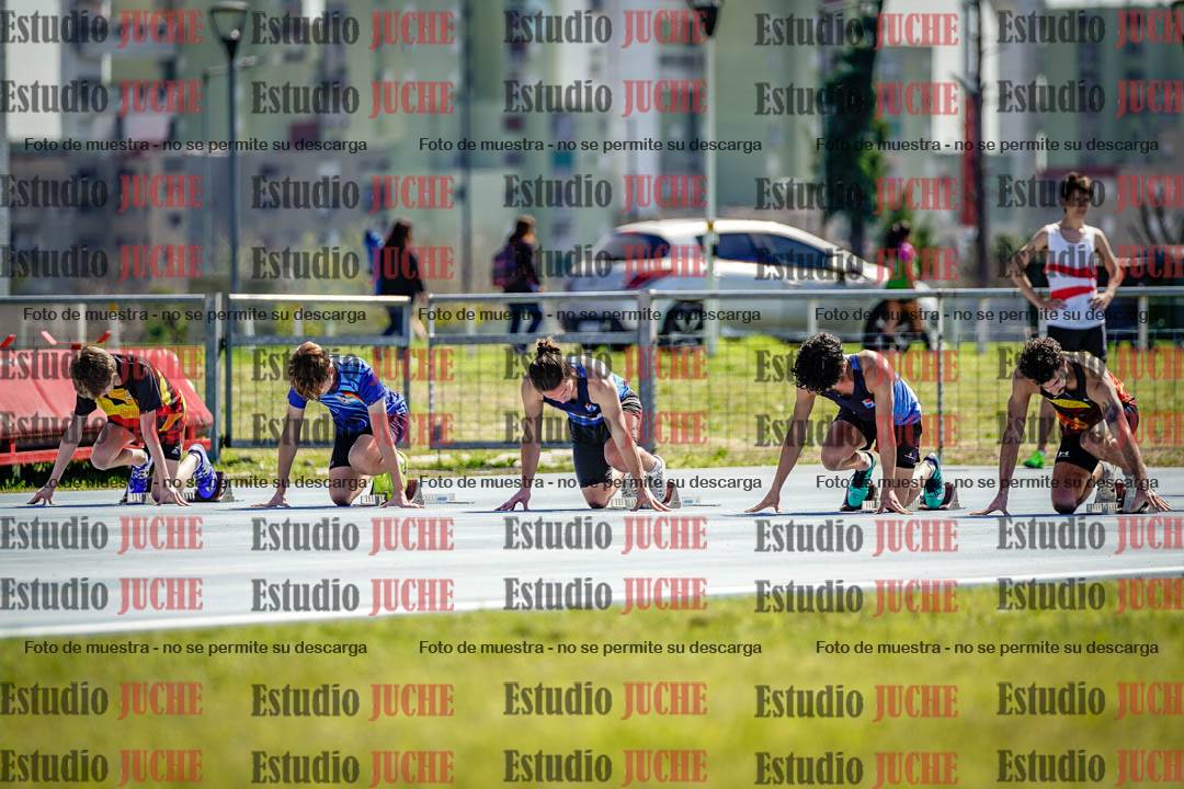 Fotos de los 100 m llanos de varones