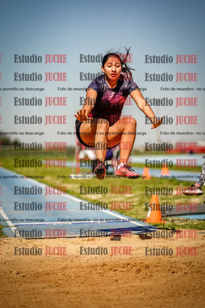 Fotos del salto en largo de mujeres - heptatlón 5