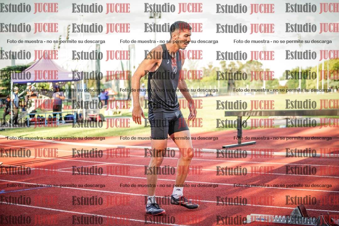 Fotos de los 400 m llanos de varones