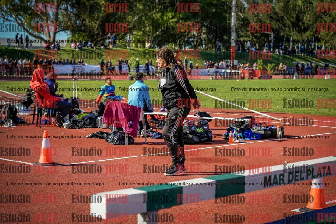 Fotos de algunos extras y podios del día 2