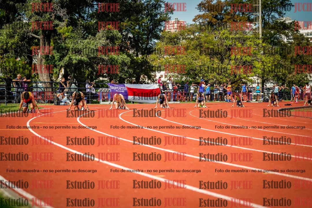 Fotos de los 200 m llanos de varones