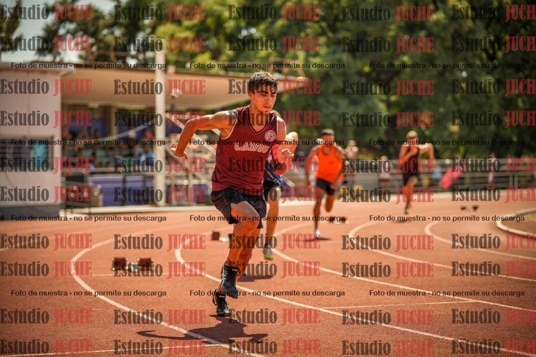 Fotos de los 400 m con vallas de varones