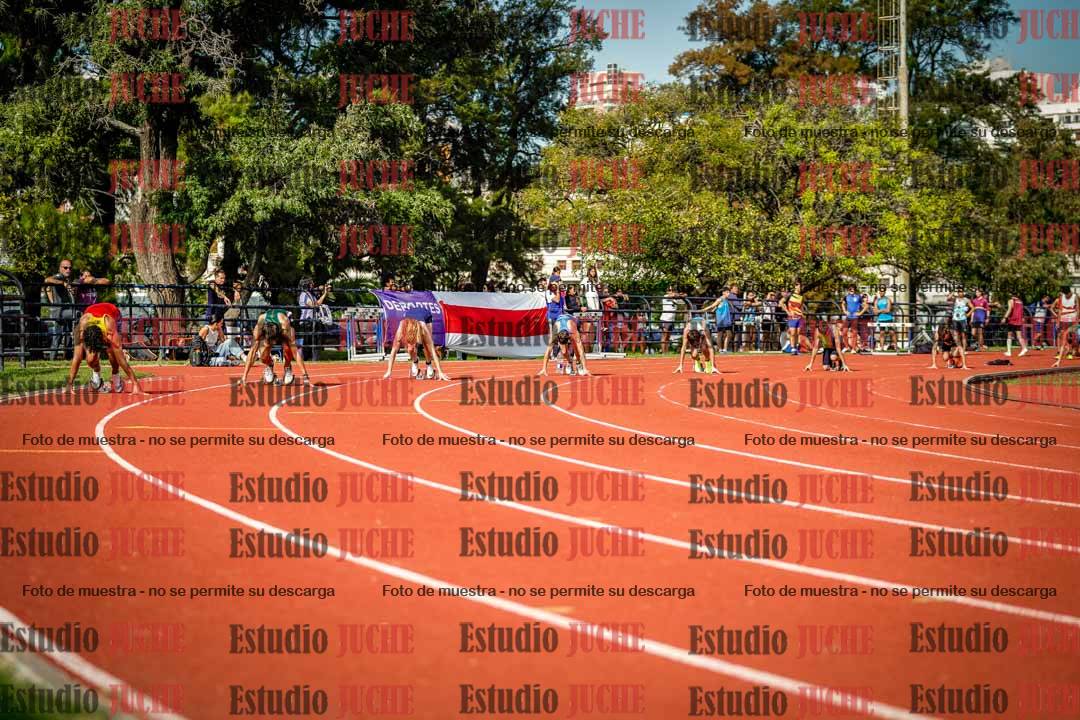 Fotos de los 200 m llanos de varones