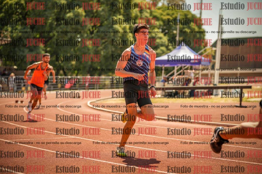 Fotos de los 400 m con vallas de varones