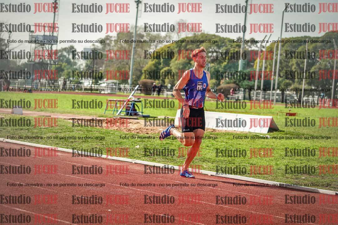 Fotos de los 800 m llanos de varones