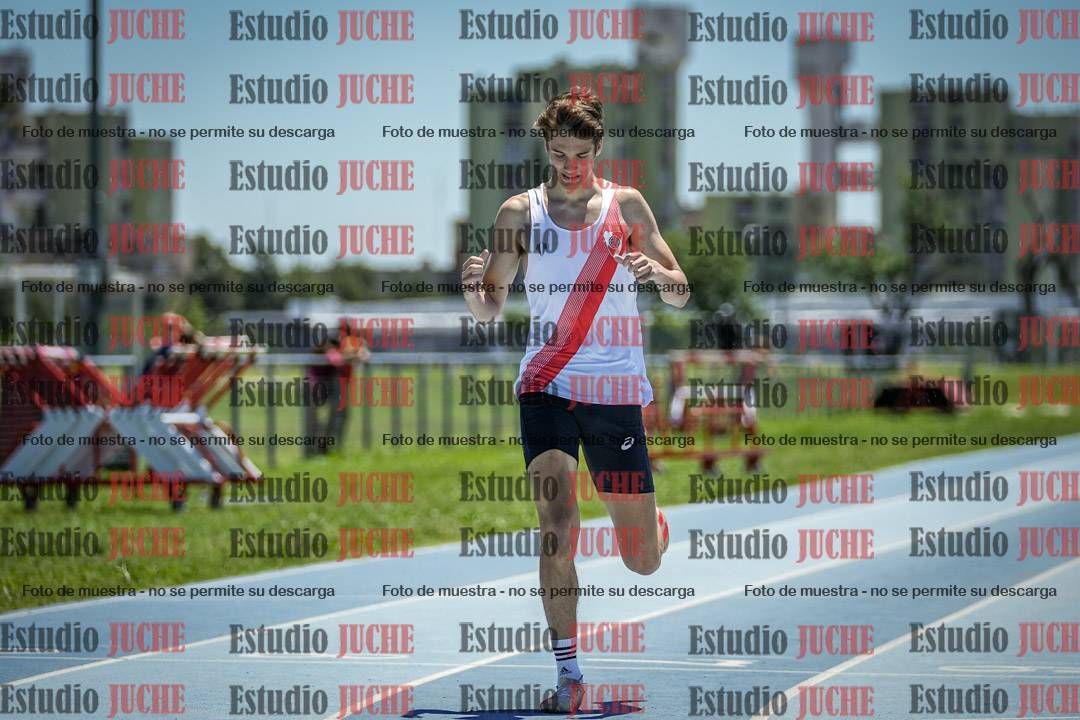 Fotos de los 400 m con vallas de varones