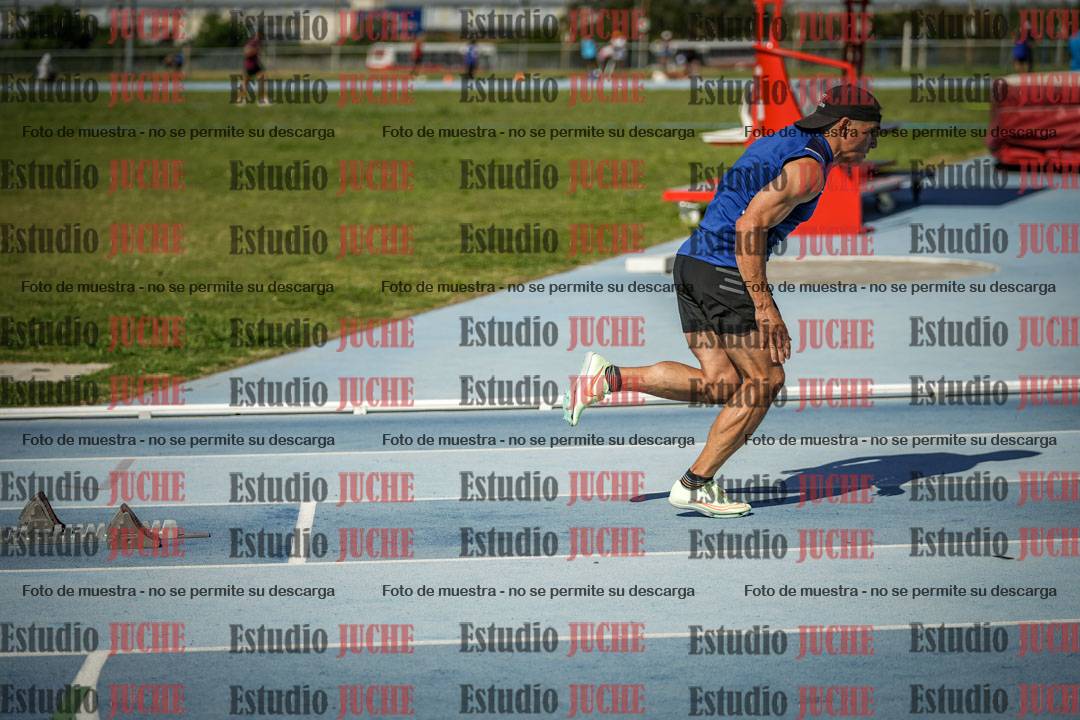 Fotos de los 400 m llanos de varones