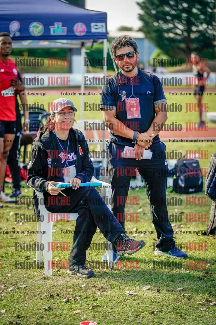 Fotos de algunos extras y podios del día 1